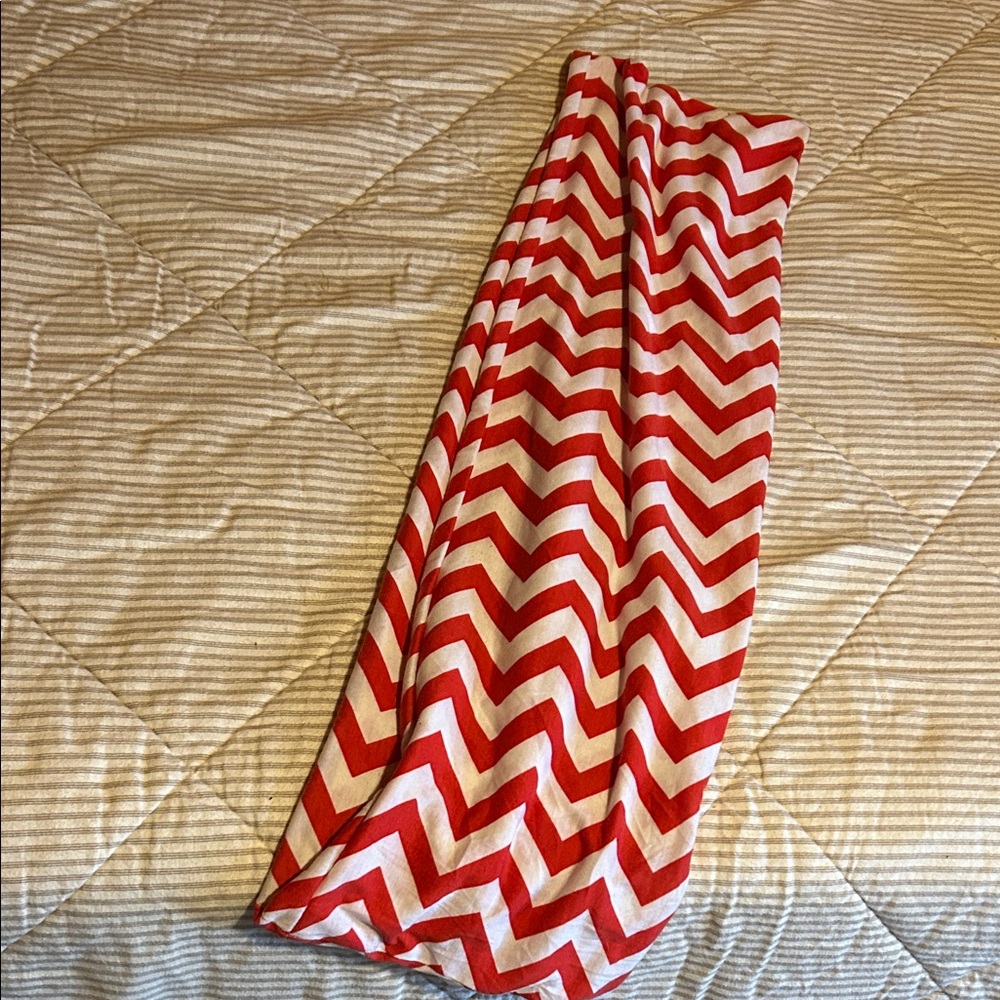 Red and White Chevron Patterned infinity Scarf
